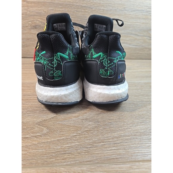 Adidas Ultraboost Dna X Disney Boys Shoes Size 5.5 Youth - Picture 5 of 9